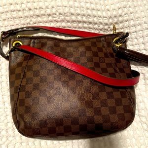 Louis Vuitton South Bank Besace Bag
